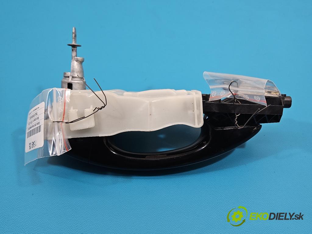 Skoda Superb III 2015-2024 2.0 tdi 150 HP automatic 110 kW 1968 cm3 5- rukoväť predné ľavé mimo: 7P6837885 (Kľučka dverí vonkajšia predná ľavá)