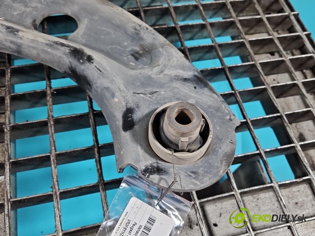 Peugeot 508 II 2018- 1.5 hdi 131 hp manual 96 kW 1499 cm3 5- přední pravý  (Klika dveří ostatní)