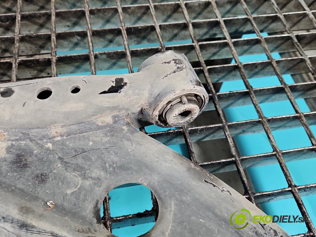 Peugeot 508 II 2018- 1.5 hdi 131 hp manual 96 kW 1499 cm3 5- přední pravý  (Klika dveří ostatní)