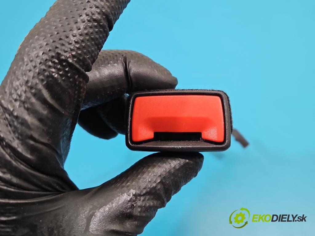 Skoda Superb III 2015-2024 2.0 tdi 150 HP automatic 110 kW 1968 cm3 5- pas bezpečnosť: predné pravý 34198765B