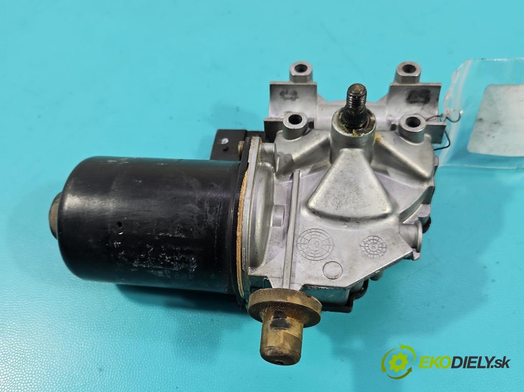 Kia Venga 1.4 16V 90 HP manual 66.2 kW 1396 cm3 5- motor stieračov predné 98100-1P000