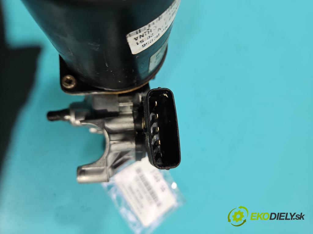 Kia Venga 1.4 16V 90 HP manual 66.2 kW 1396 cm3 5- motor stieračov predné 98100-1P000