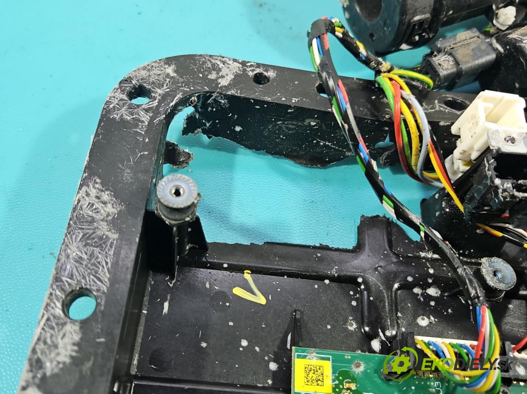 Peugeot 508 II 2018- 1.5 hdi 131 hp manual 96 kW 1499 cm3 5- čerpadlo