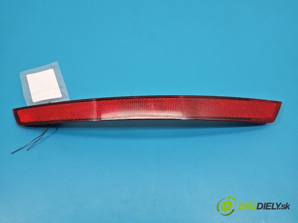 Skoda Superb III 2015-2024 2.0 tdi 150 HP automatic 110 kW 1968 cm3 5- Odraz: 3V5945106