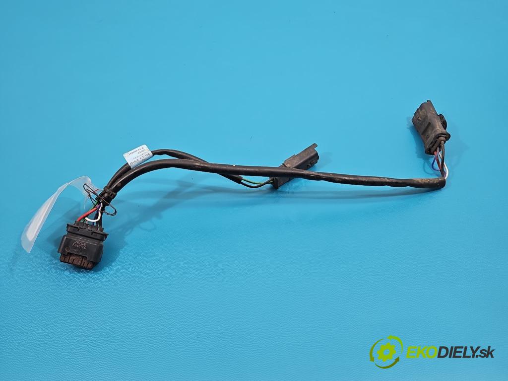 Peugeot 508 II 2018- 1.5 hdi 131 HP manual 96 kW 1499 cm3 5- Zväzok: ostatné C1028118