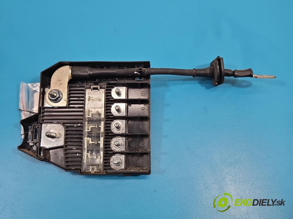 Peugeot 508 II 2018- 1.5 hdi 131 hp manual 96 kW 1499 cm3 5- skříňka pojistková 35238836 (Pojistková skříňka)