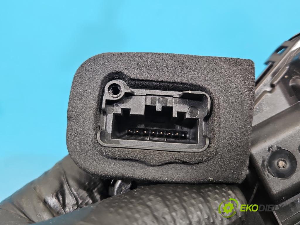 Skoda Superb III 2015-2024 2.0 tdi 150 hp automatic 110 kW 1968 cm3 5- zámek přední levý 5TB837015D