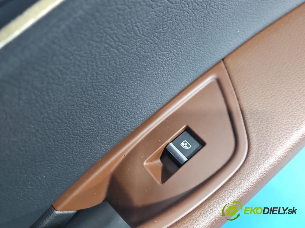 Audi A4 B9 2015-2024 2.0 TFSI 252KM automatic 185 kW 1984 cm3 4- Tapacír: dveře zadní pravé