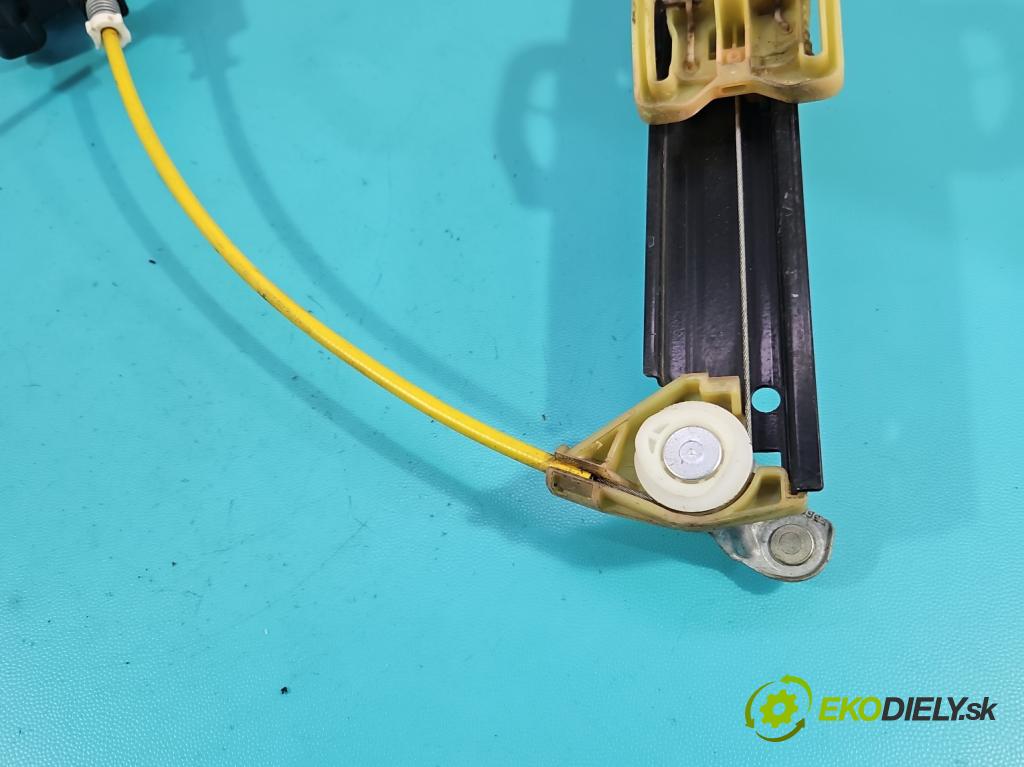 Audi A4 B9 2015-2024 2.0 TFSI 252KM automatic 185 kW 1984 cm3 4- mechanizmus okna predné pravý 8W0837462