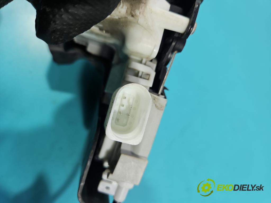 Audi A4 B9 2015-2024 2.0 TFSI 252KM automatic 185 kW 1984 cm3 4- zámek přední levý 8W1837349A