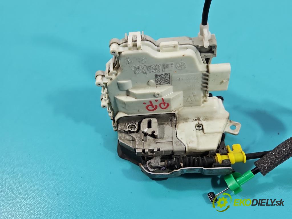 Audi A4 B9 2015-2024 2.0 TFSI 252KM automatic 185 kW 1984 cm3 4- zámek přední pravý 8X1837016C