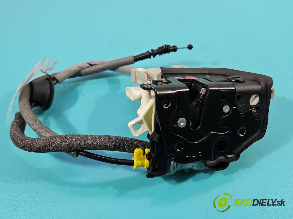 Audi A4 B9 2015-2024 2.0 TFSI 252KM automatic 185 kW 1984 cm3 4- zámek zadní pravý 8X0839016D