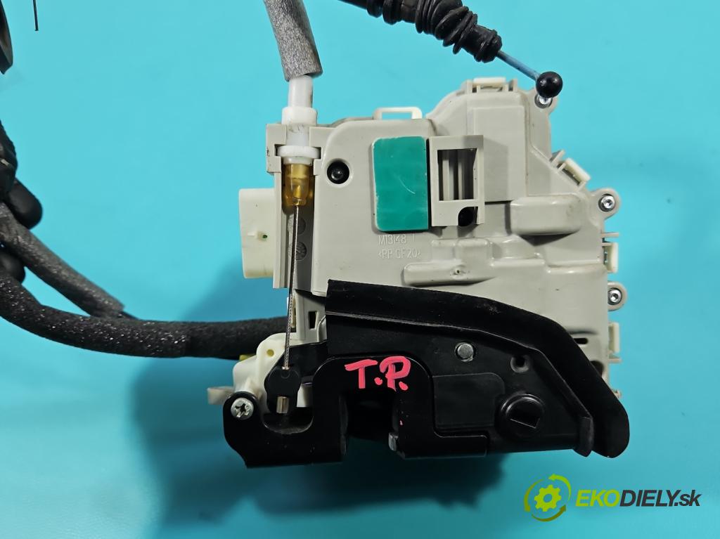 Audi A4 B9 2015-2024 2.0 TFSI 252KM automatic 185 kW 1984 cm3 4- zámek zadní pravý 8X0839016D