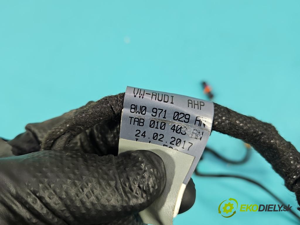 Audi A4 B9 2015-2024 2.0 TFSI 252KM automatic 185 kW 1984 cm3 4- Zväzok: dvere predné vľavo: 8W097029AN