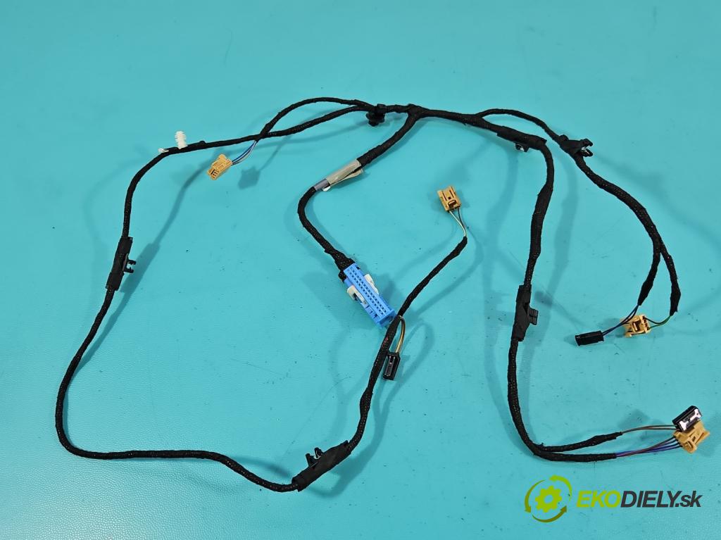 Audi A4 B9 2015-2024 2.0 TFSI 252KM automatic 185 kW 1984 cm3 4- Zväzok: dvere predné pravých 8W0971036AA