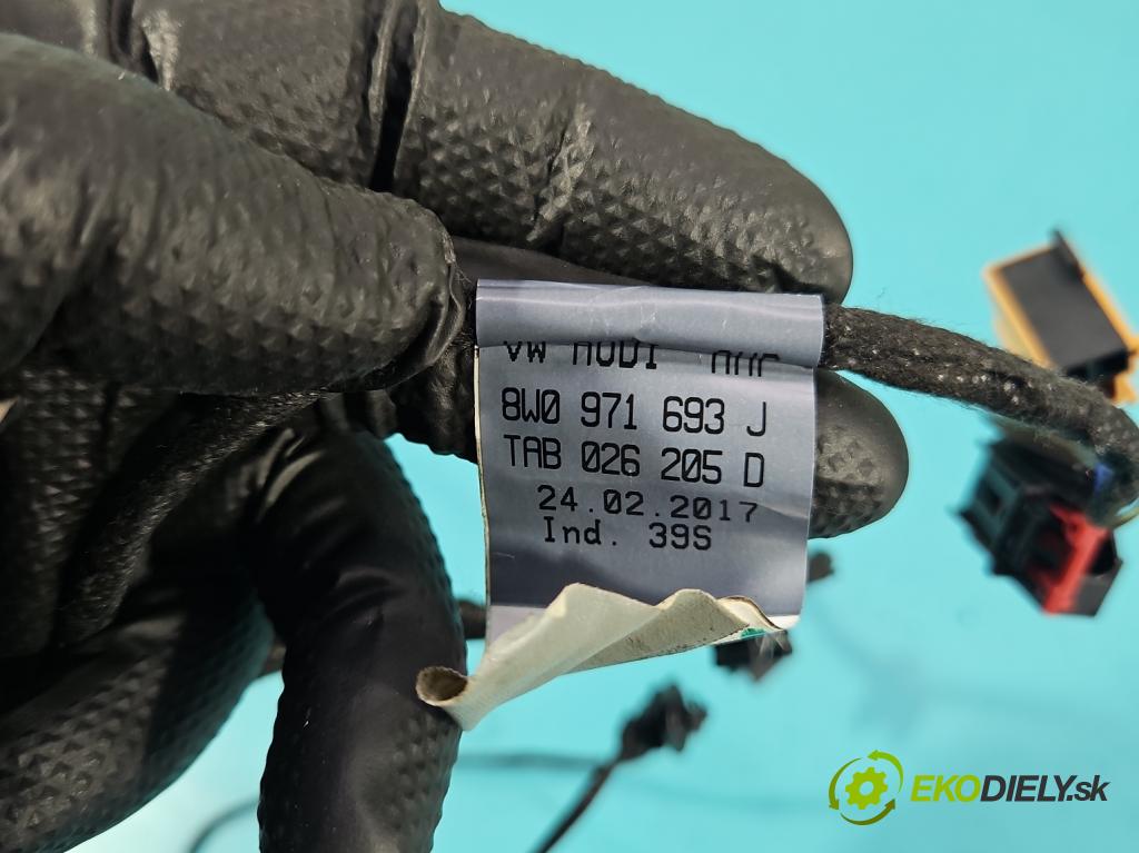 Audi A4 B9 2015-2024 2.0 TFSI 252KM automatic 185 kW 1984 cm3 4- Zväzok: dvere zadné pravých 8W0971693J