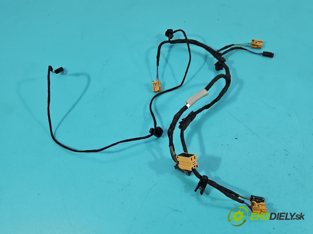 Audi A4 B9 2015-2024 2.0 TFSI 252KM automatic 185 kW 1984 cm3 4- Zväzok: dvere zadné pravých 8W0971693J