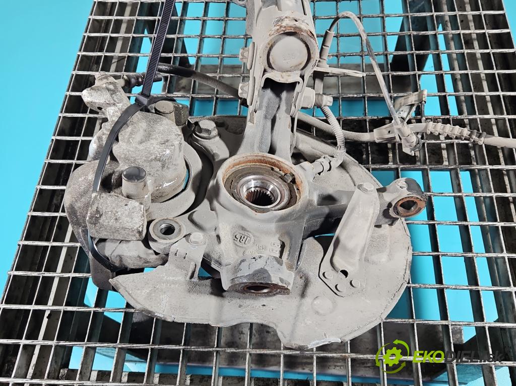 Peugeot 508 II 2018- 1.5 hdi 131 hp manual 96 kW 1499 cm3 5- náboj pravé  (Náboj kola)