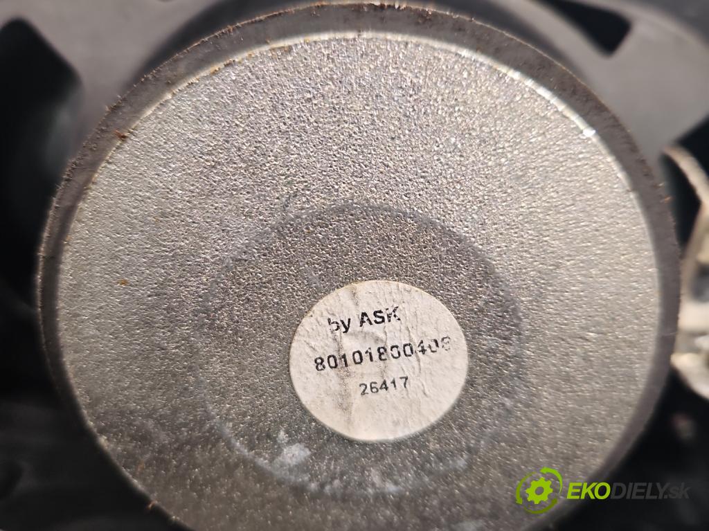 Audi A4 B9 2015-2024 2.0 TFSI 252KM automatic 185 kW 1984 cm3 4- Mluvčí: 8W5035297