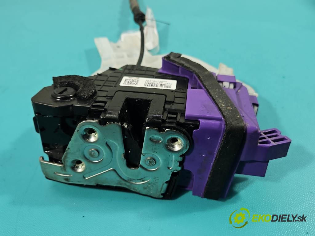 Hyundai I30 III 2016- 2.0 16V 280KM automatic 206 kW 1998 cm3 5- zámek zadní pravý 81420-G3000