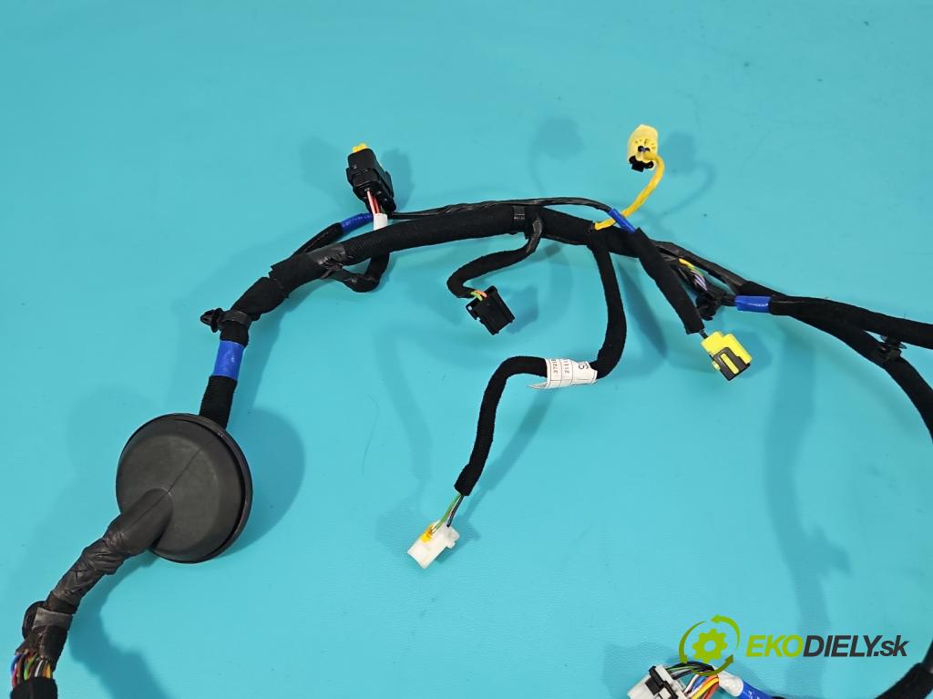 Hyundai I30 III 2016- 2.0 16V 280KM: automatic 206 kW 1998 cm3 5- Zväzok: dvere zadné pravých 91615-G4140