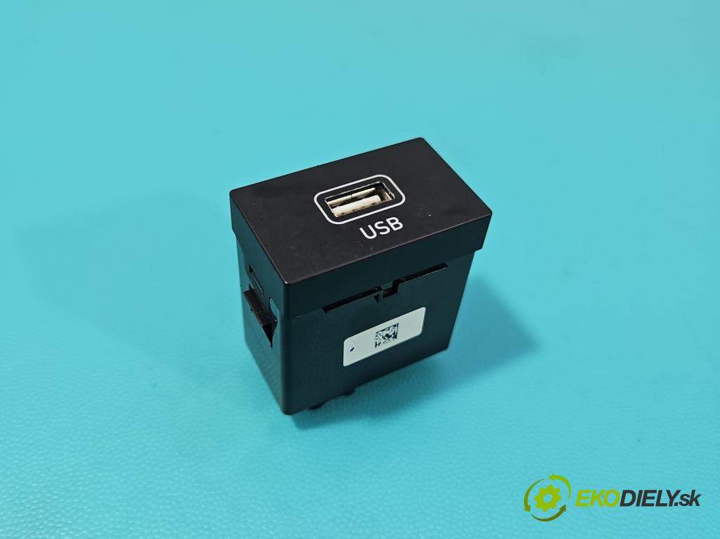 Hyundai I30 III 2016- 2.0 16V 280KM: automatic 206 kW 1998 cm3 5- zásuvka USB 96120-042604X