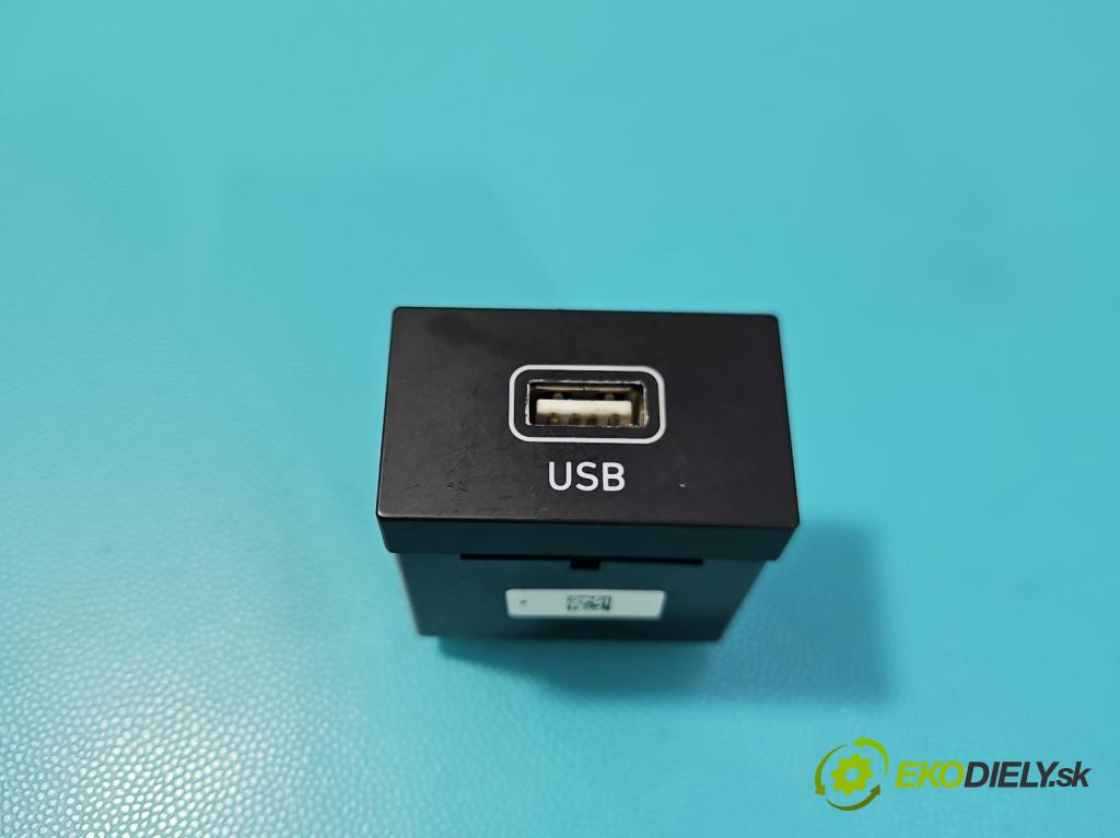 Hyundai I30 III 2016- 2.0 16V 280KM: automatic 206 kW 1998 cm3 5- zásuvka USB 96120-042604X