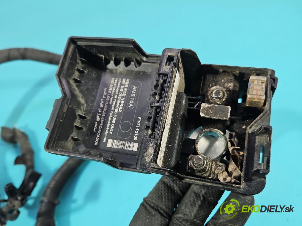 Hyundai I30 III 2016- 2.0 16V 280KM: automatic 206 kW 1998 cm3 5- kontakt plusová 91855-S0030