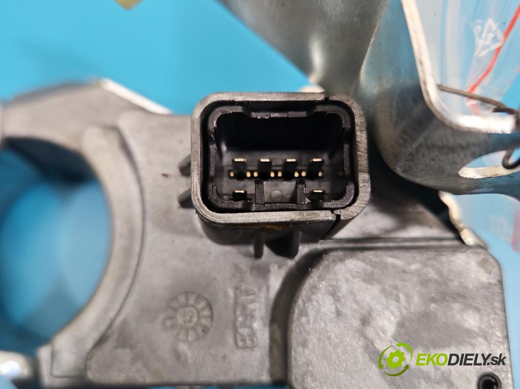 Hyundai Ix35 2.0 CRDI 136 HP manual 100 kW 1995 cm3 5- Blokáda: řízení: 81900-2S500 (Riadenie ostatné)