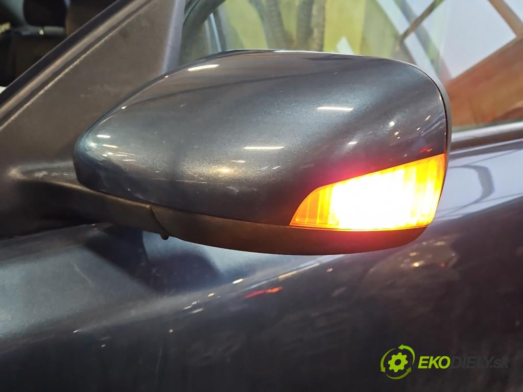 Volvo S40 II 2004-2012 1.8 16V 125 hp manual 92 kW 1798 cm3 4- zpětné zrcátko levé  (Klika dveří ostatní)