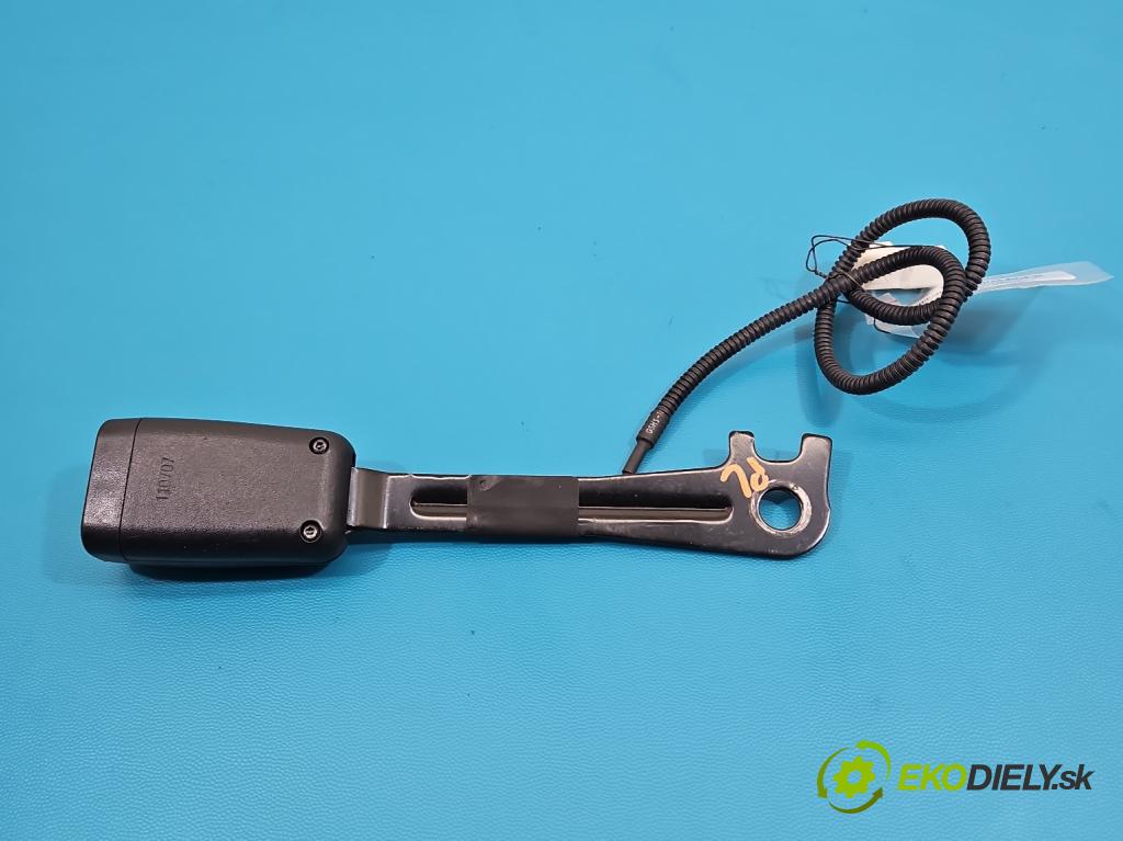 Hyundai Ix35 2.0 CRDI 136 HP manual 100 kW 1995 cm3 5- pas bezpečnosť: predné ľavý 1K06885271