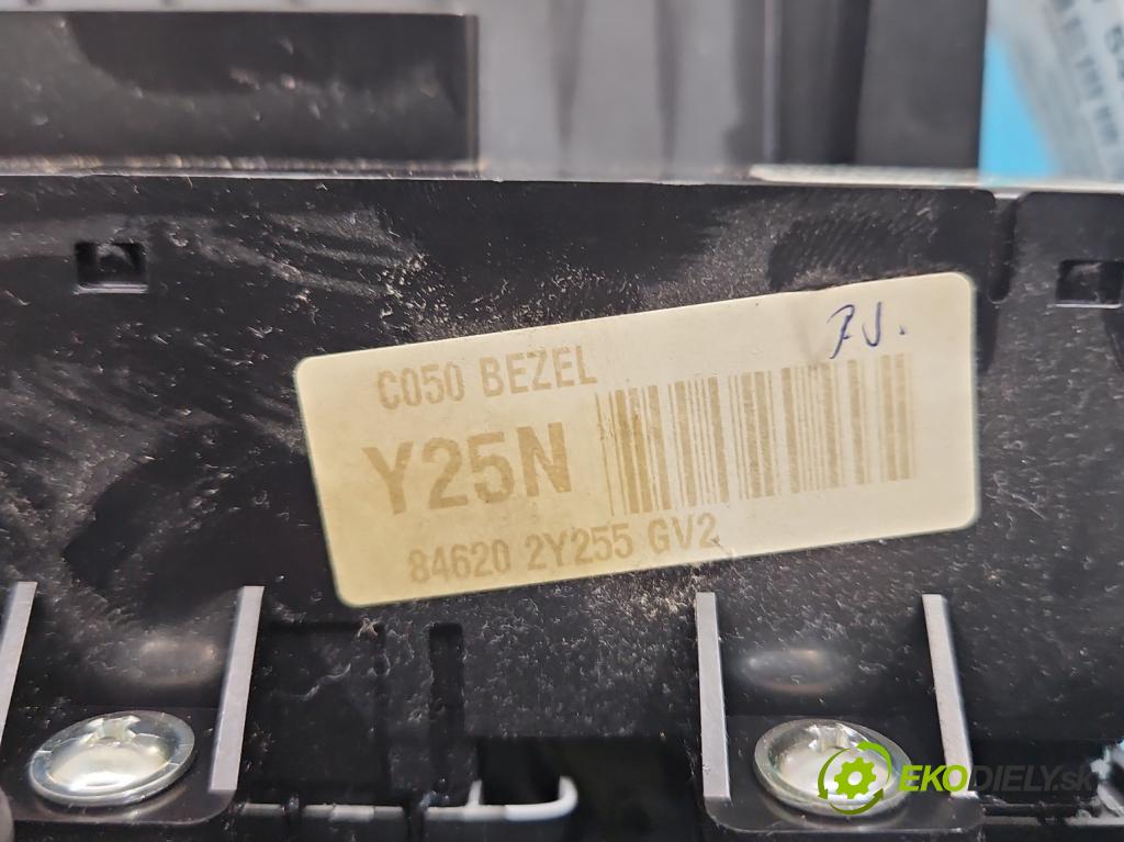 Hyundai Ix35 2.0 CRDI 136 HP manual 100 kW 1995 cm3 5- prepínač ostatné 93310-2Y200