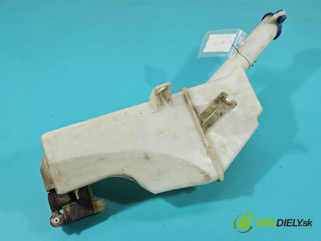 Kia Venga 1.4 16V 90 hp manual 66.2 kW 1396 cm3 5- nádržka tekutina: ostřikovačů 98610-1P000