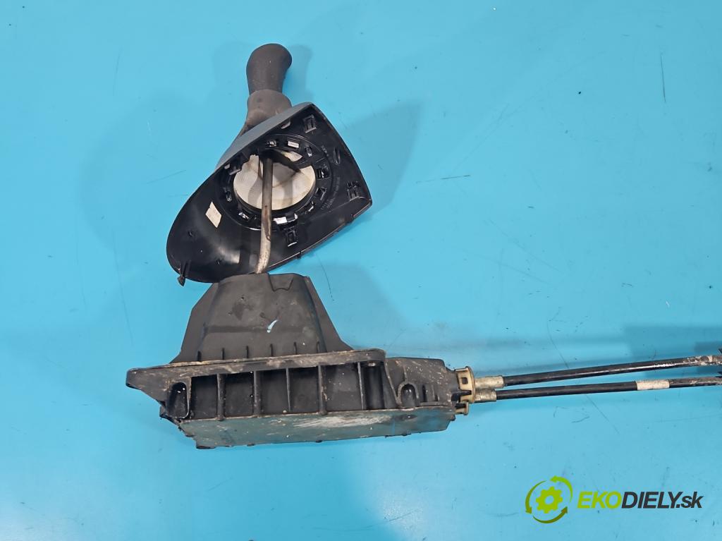 Renault Modus 1.5 dci 86 hp manual 63 kW 1461 cm3 5- kulisa změny stupňová 8200556911 (Řadicí páka (kulisa) )