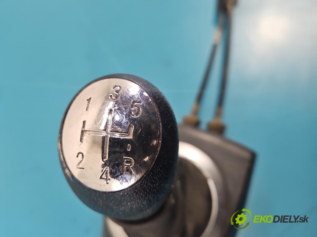 Renault Modus 1.5 dci 86 hp manual 63 kW 1461 cm3 5- kulisa změny stupňová 8200556911 (Řadicí páka (kulisa) )