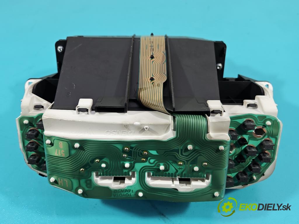 Toyota Yaris I 1999-2005 1.0 vvti 65 hp manual 48 kW 998 cm3 3- Přístrojová deska 83800-0D360 (Přístrojová deska)