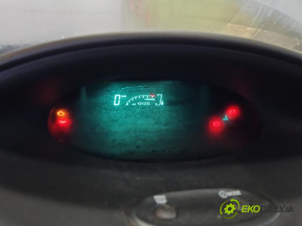 Toyota Yaris I 1999-2005 1.0 vvti 65 HP manual 48 kW 998 cm3 3- prístrojovka/ budíky 83800-0D360 (Prístrojová doska)