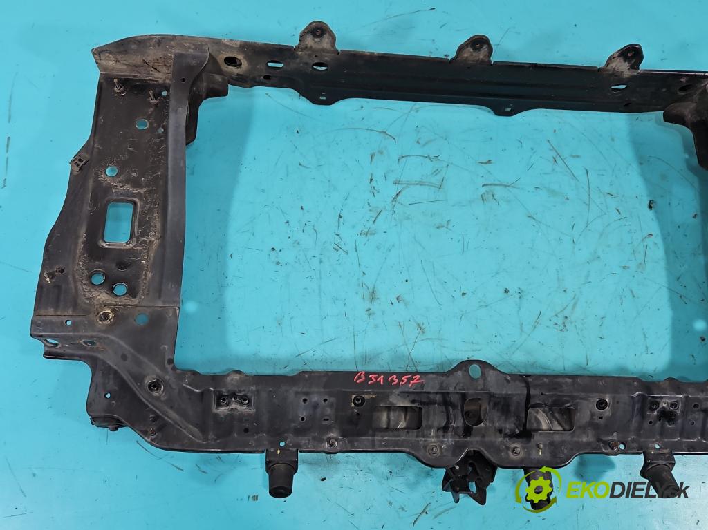 Kia Venga 1.4 16V 90 hp manual 66.2 kW 1396 cm3 5- stěna přední  (Přední výztuha)