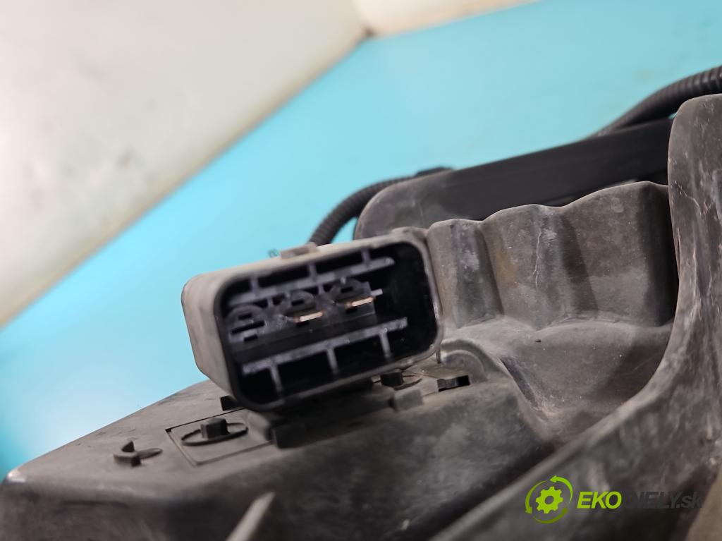 Kia Venga 1.4 16V 90 HP manual 66.2 kW 1396 cm3 5- Ventilátor chladiča