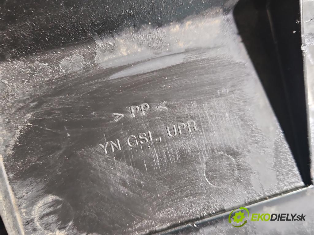 Kia Venga 1.4 16V 90 HP manual 66.2 kW 1396 cm3 5- Ventilátor chladiča