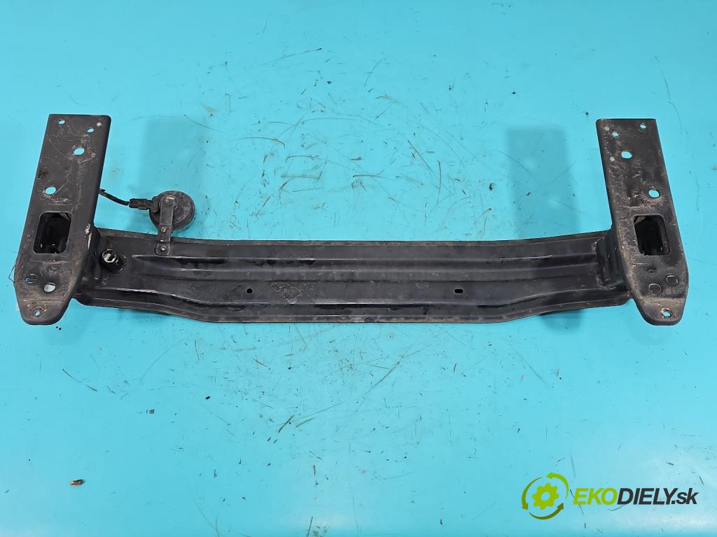 Kia Venga 1.4 16V 90 HP manual 66.2 kW 1396 cm3 5- výstuha nárazník predné