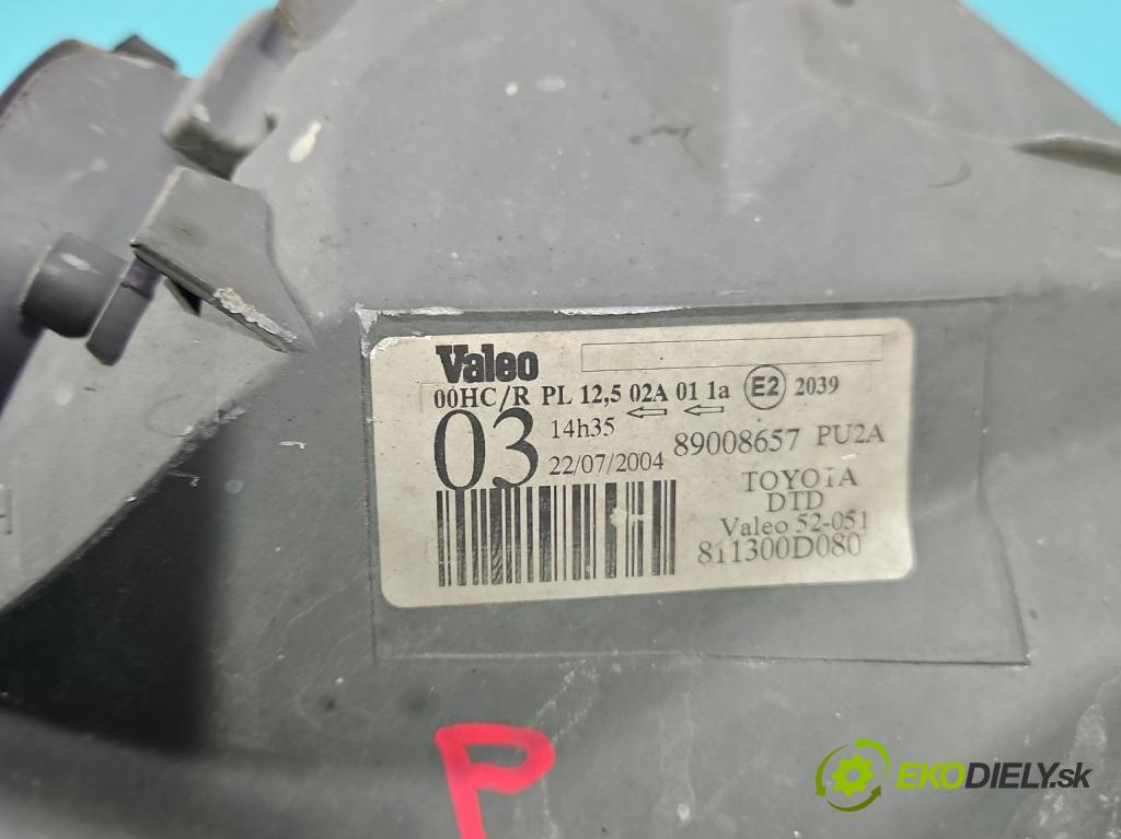 Toyota Yaris I 1999-2005 1.0 vvti 65 hp manual 48 kW 998 cm3 3- světlo pravý 89008657 (Pravé přední světlo)