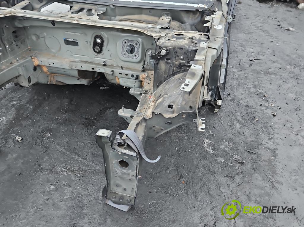 Peugeot 508 II 2018- 1.5 hdi 131 hp manual 96 kW 1499 cm3 5- štvrťka levé