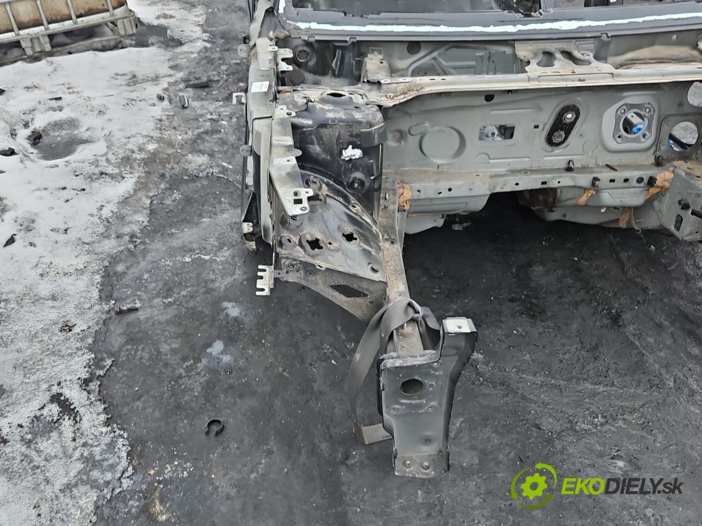 Peugeot 508 II 2018- 1.5 hdi 131 hp manual 96 kW 1499 cm3 5- štvrťka pravé