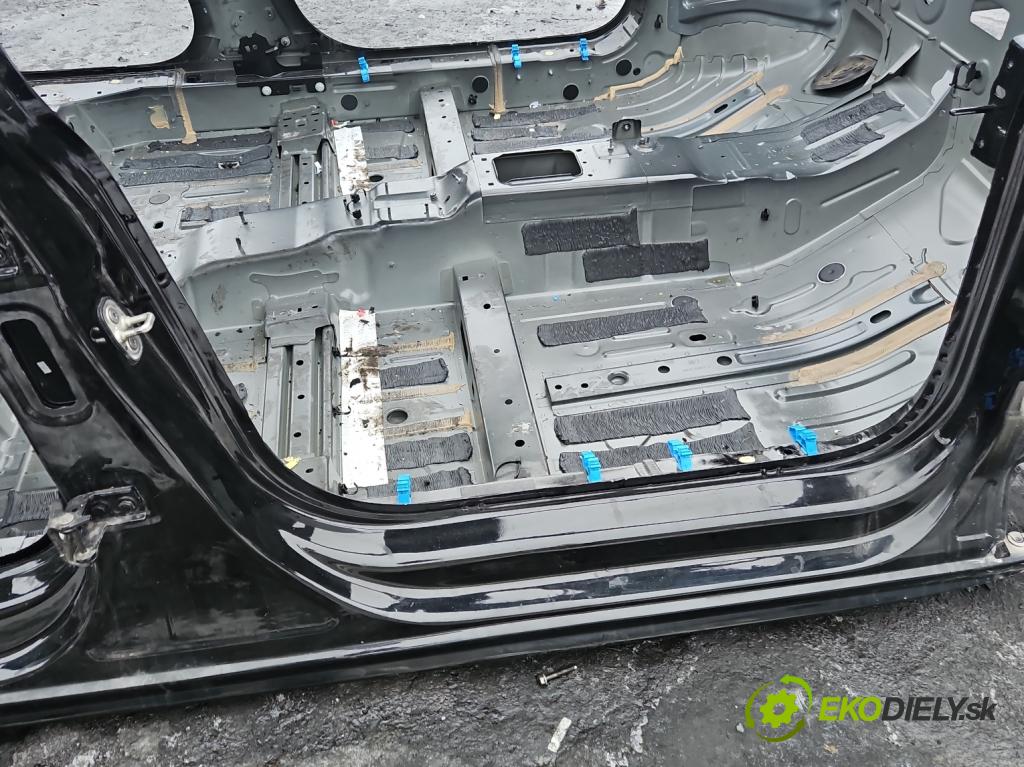 Peugeot 508 II 2018- 1.5 hdi 131 hp manual 96 kW 1499 cm3 5- práh pravý  (Karoserie ostatní)