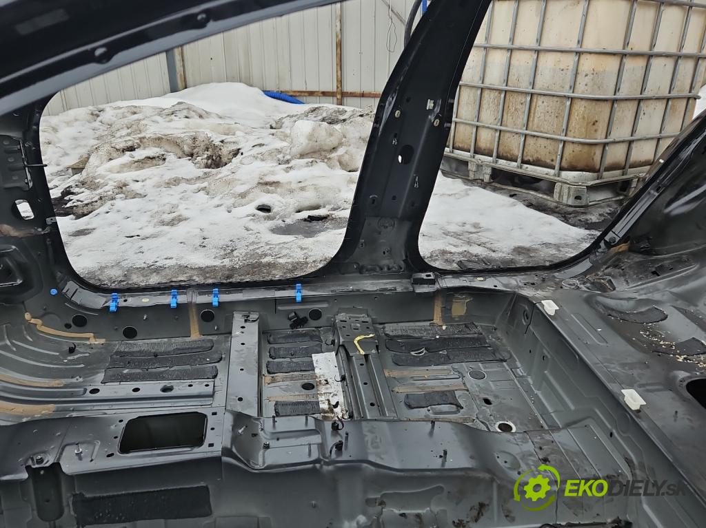 Peugeot 508 II 2018- 1.5 hdi 131 hp manual 96 kW 1499 cm3 5- práh pravý  (Karoserie ostatní)