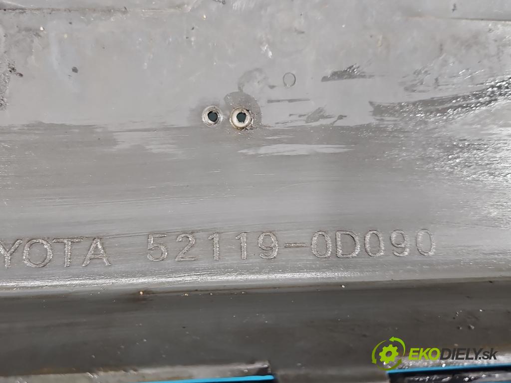 Toyota Yaris I 1999-2005 1.0 vvti 65 HP manual 48 kW 998 cm3 3- nárazník predné 52119-0D090 (Kľučka dverí ostatné)