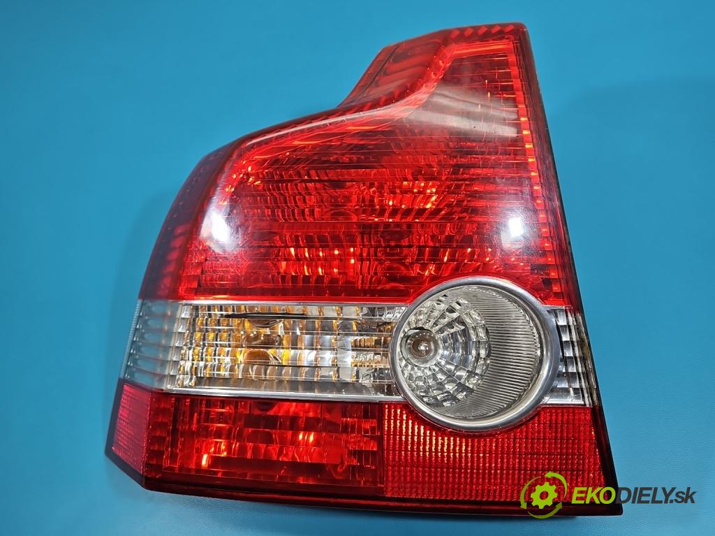 Volvo S40 II 2004-2012 1.8 16V 125 HP manual 92 kW 1798 cm3 4- svetlo / reflektor zadné ľavé 30698912 (Kľučka dverí ostatné)