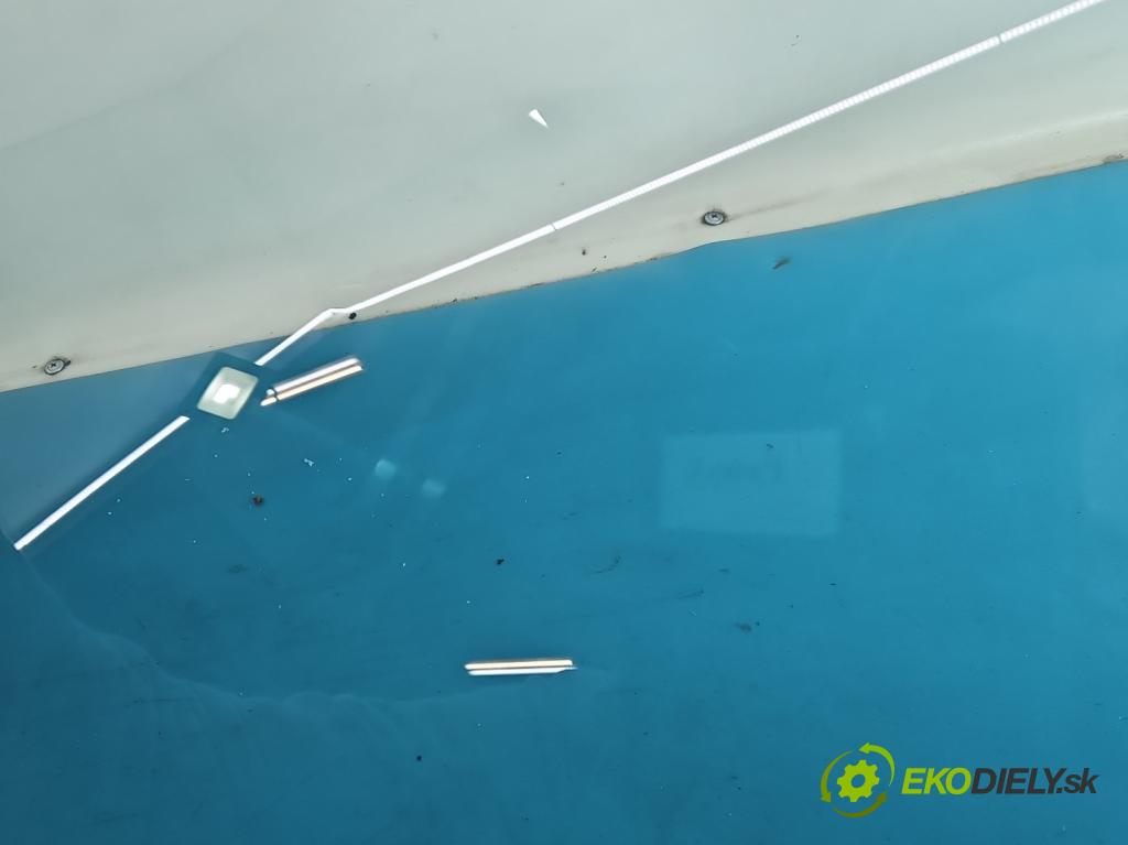 Volvo S40 II 2004-2012 1.8 16V 125 HP manual 92 kW 1798 cm3 4- sklo dvere predné ľavé