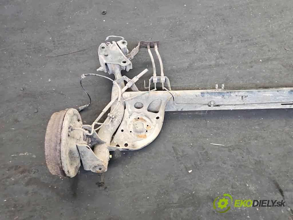 Renault Modus 1.5 dci 86 hp manual 63 kW 1461 cm3 5- zadní výztuha  (Zadní výztuha)